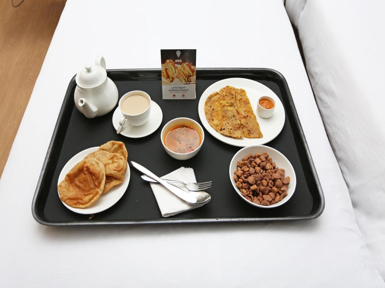 Oyo 11328 Hotel Chandrika Residency Kochi ภายนอก รูปภาพ